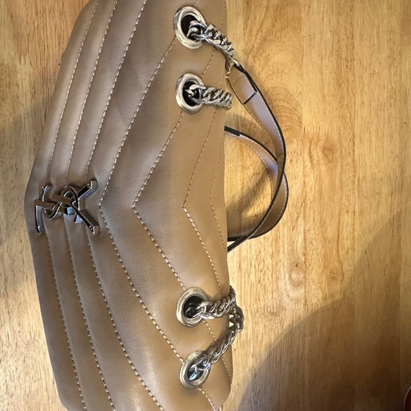 Beautiful 🌼 beige bag🌺 - Picture 3 of 7